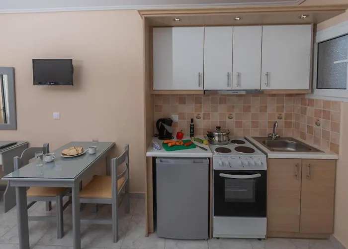 Eleni 아파트호텔 2*