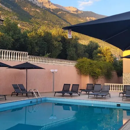 Eleni 2* Влахата