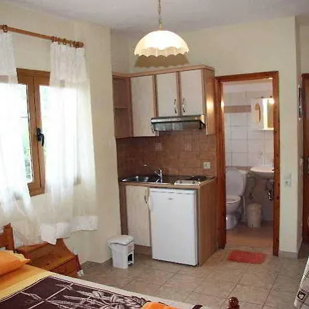 Hotel de apartamente Eleni 2*