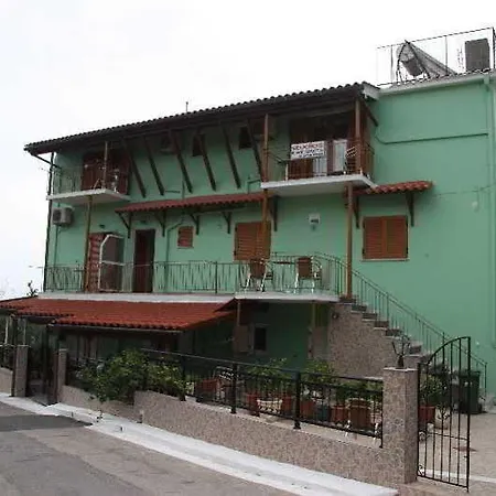 Eleni Hotel de apartamente Vlachata