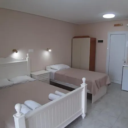 Eleni Hotel de apartamente Vlachata