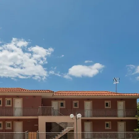 Eleni Hotel de apartamente