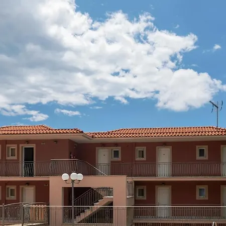 Hotel de apartamente Eleni Vlachata