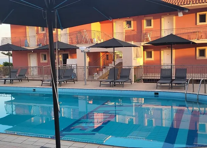 Eleni Aparthotel Vlachata