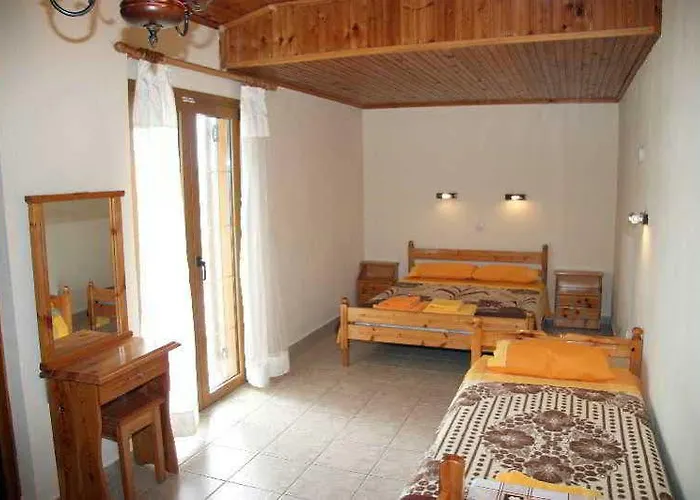 Eleni Aparthotel 2*