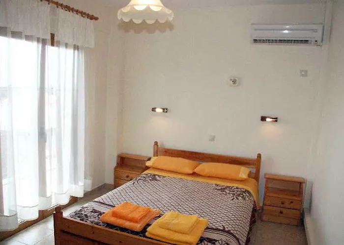 Eleni Aparthotel