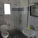 叶莱妮公寓
