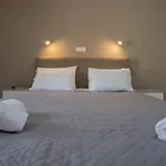 公寓式酒店 叶莱妮公寓
