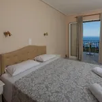 叶莱妮公寓 2*