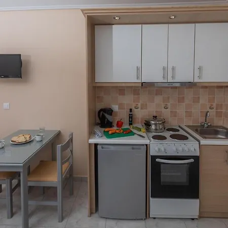 Eleni Aparthotel 2*